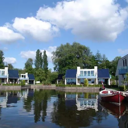 Semesterbostad Family With Loosdrechtse Plassen Access Loosdrecht
